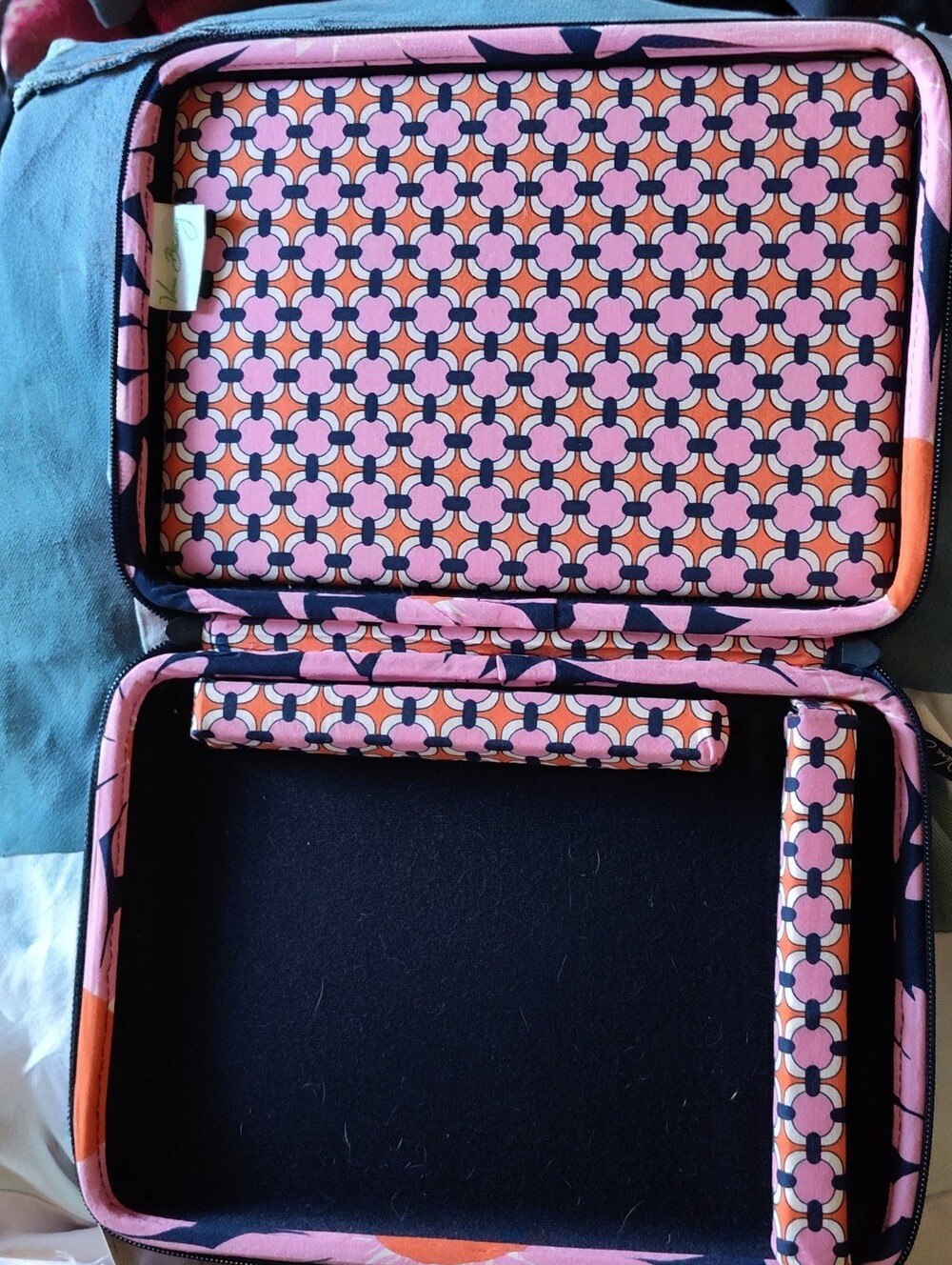 Vera Bradley Mini Laptop Tablet Case - Picture 5 of 8